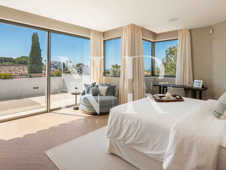 Villa con vistas al mar en Benahavís, Málaga en venta.