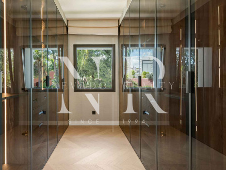 Villa con vistas al mar en Benahavís, Málaga en venta.