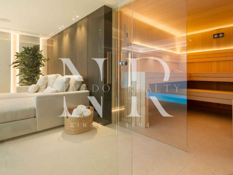 Villa con vistas al mar en Benahavís, Málaga en venta.