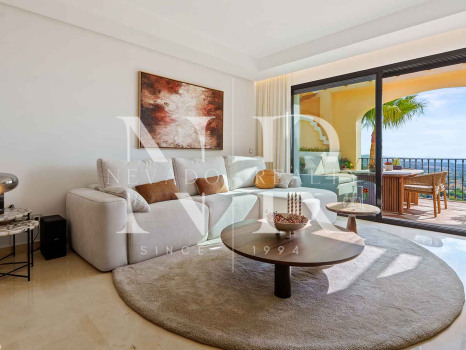 Penthouse avec vue sur la mer à vendre à La Quinta, Benahavís
