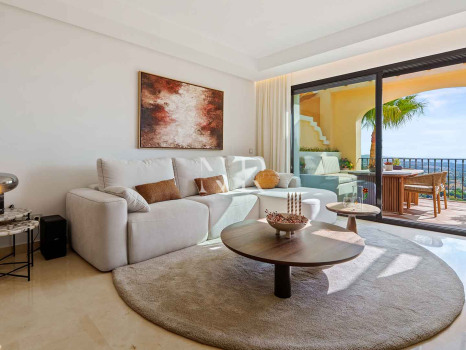 Ático con vistas al mar en La Quinta, Benahavís en venta