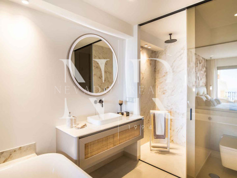 Penthouse avec vue sur la mer à vendre à La Quinta, Benahavís