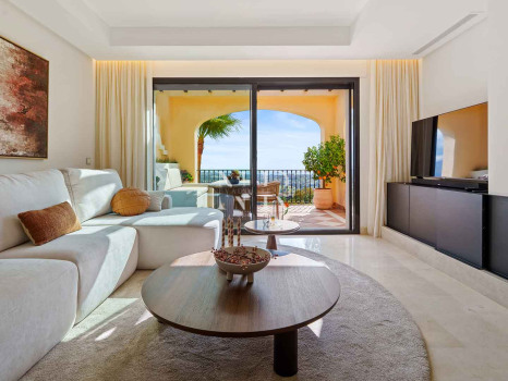 Ático con vistas al mar en La Quinta, Benahavís en venta