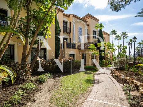 Penthouse avec vue sur la mer à vendre à La Quinta, Benahavís