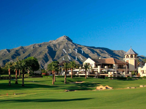 Penthouse avec piscine privée à vendre sur la Golden Mile de Marbella