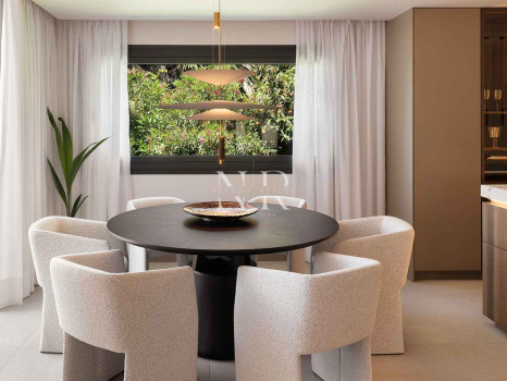 Penthouse avec piscine privée à vendre sur la Golden Mile de Marbella