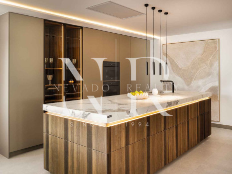 Penthouse avec piscine privée à vendre sur la Golden Mile de Marbella