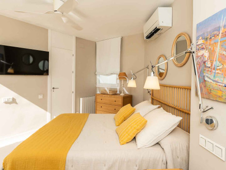 Ático en venta en Marbella House con vista al mar