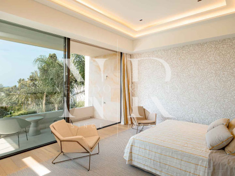 Villa à vendre à Los Monteros Playa, Marbella avec vue sur la mer