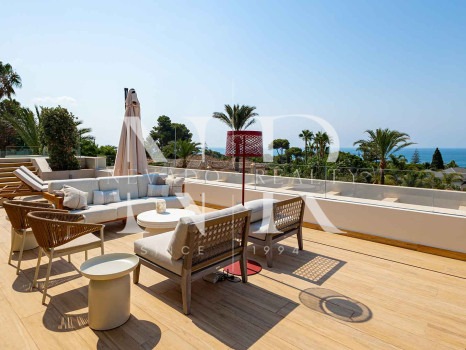Villa à vendre à Los Monteros Playa, Marbella avec vue sur la mer