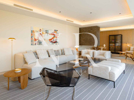 Villa à vendre à Los Monteros Playa, Marbella avec vue sur la mer