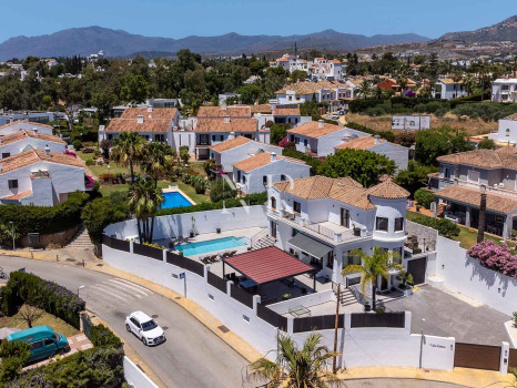 Villa en Atalaya Estepona en venta