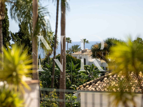 Townhouse with sea views in Marbella Hill Club, Marbella, for sale