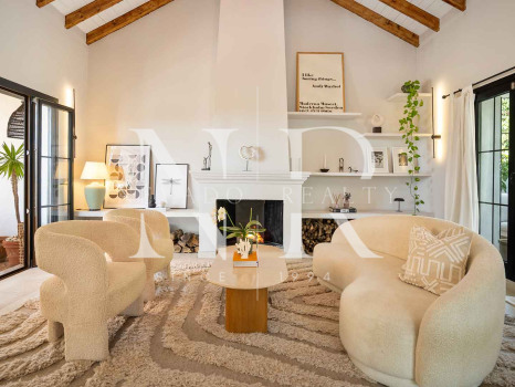 Townhouse with sea views in Marbella Hill Club, Marbella, for sale