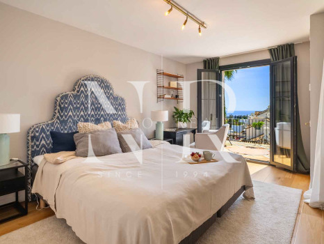 Townhouse with sea views in Marbella Hill Club, Marbella, for sale