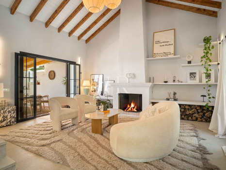 Maison de ville avec vue sur la mer à Marbella Hill Club, Marbella, à vendre