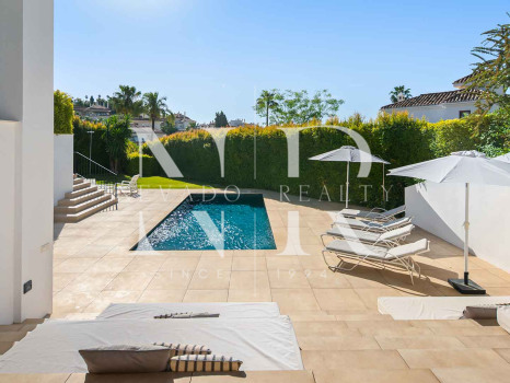 Villa en Los Naranjos Hill Club, Marbella, en venta