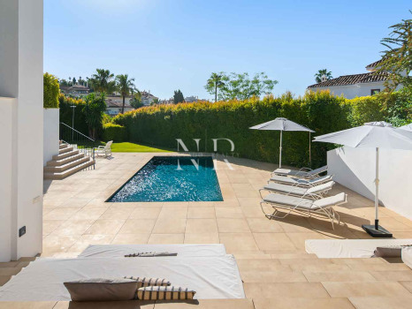 Villa en Los Naranjos Hill Club, Marbella, en venta