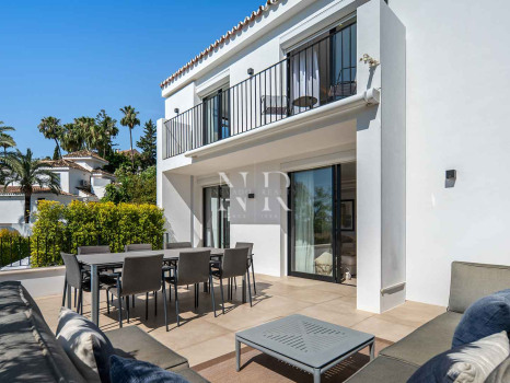 Villa en Los Naranjos Hill Club, Marbella, en venta