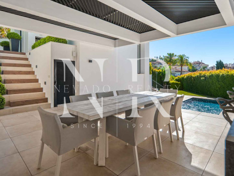 Villa en Los Naranjos Hill Club, Marbella, en venta