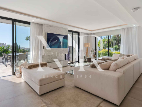 Villa en Los Naranjos Hill Club, Marbella, en venta