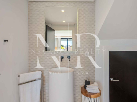 Villa en Los Naranjos Hill Club, Marbella, en venta