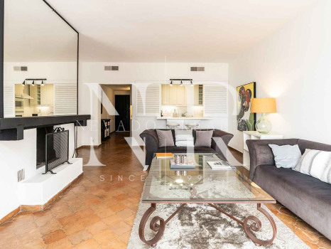 Apartamento con vistas al mar en venta en Puerto Banús