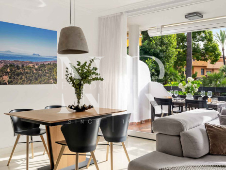 Maison mitoyenne dans la résidence La Meridiana avec vue sur La Concha, Marbella, à vendre