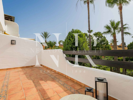 Maison mitoyenne dans la résidence La Meridiana avec vue sur La Concha, Marbella, à vendre