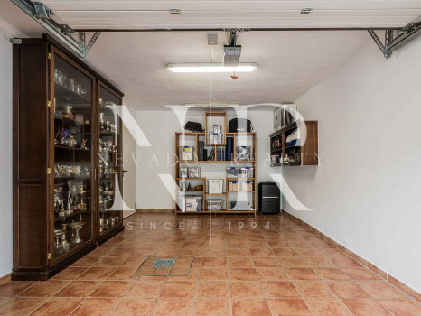 Maison mitoyenne dans la résidence La Meridiana avec vue sur La Concha, Marbella, à vendre