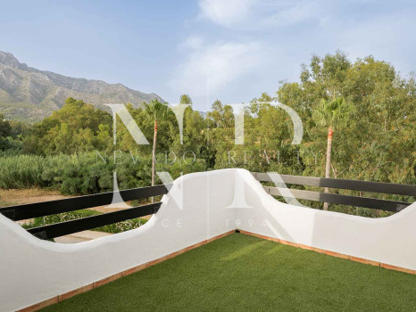 Maison mitoyenne dans la résidence La Meridiana avec vue sur La Concha, Marbella, à vendre
