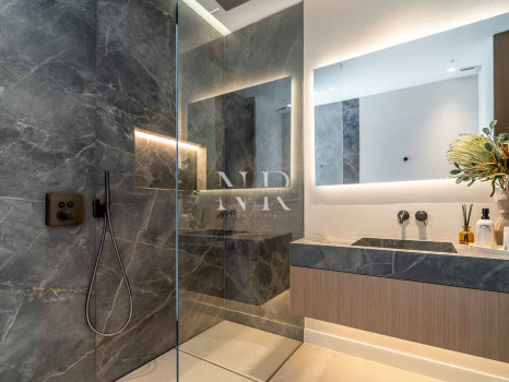 Villa for sale in Los Monteros Playa, Marbella