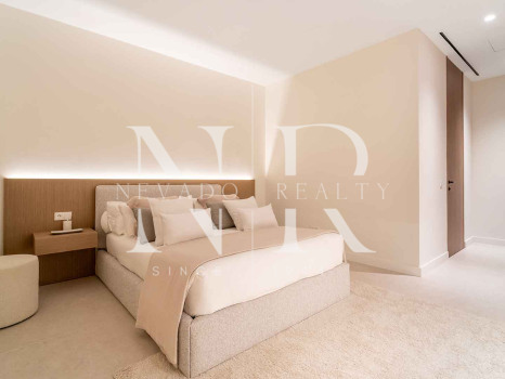 Villa for sale in Los Monteros Playa, Marbella