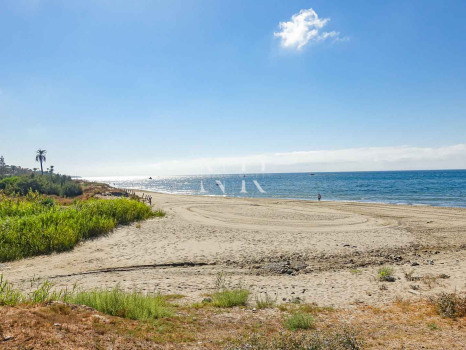 Villa for sale in Los Monteros Playa, Marbella