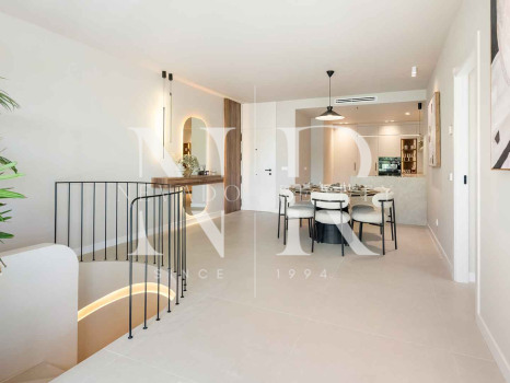 Apartamento con vistas a La Quinta Golf & Country Club, Benahavís, en venta