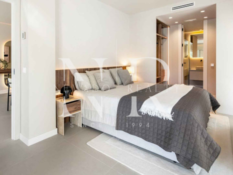 Apartamento con vistas a La Quinta Golf & Country Club, Benahavís, en venta