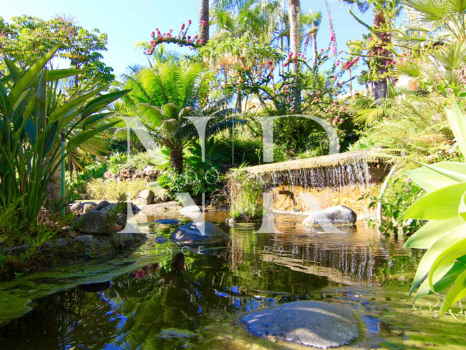 Apartamento con vistas al mar en Mansion Club, Marbella en venta