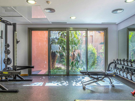 Appartement avec vue sur la mer à vendre à Mansion Club, Marbella