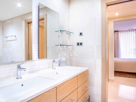Appartement avec vue sur la mer à vendre à Mansion Club, Marbella