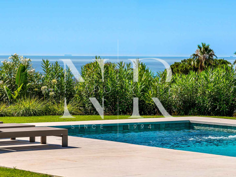 Villa con vistas al mar en El Rosario, Marbella en venta