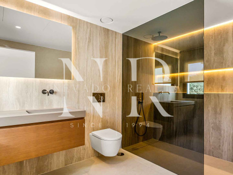 Villa con vistas al mar en El Rosario, Marbella en venta