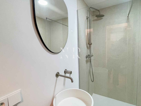 Fully refurbished semi-detached house available for long-term let in the Monte Marbella Club residential complex