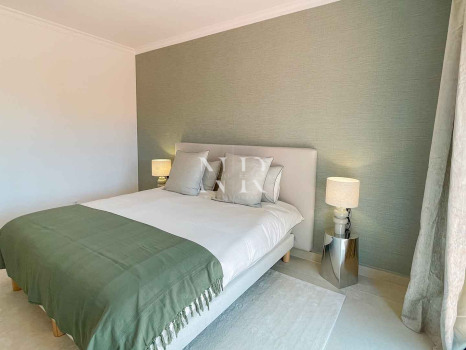 Fully refurbished semi-detached house available for long-term let in the Monte Marbella Club residential complex