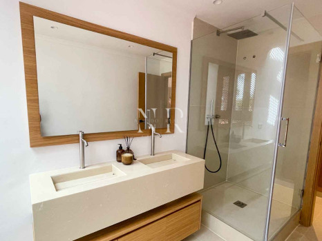 Fully refurbished semi-detached house available for long-term let in the Monte Marbella Club residential complex