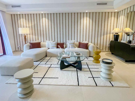 Fully refurbished semi-detached house available for long-term let in the Monte Marbella Club residential complex