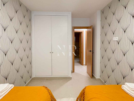 Fully refurbished semi-detached house available for long-term let in the Monte Marbella Club residential complex