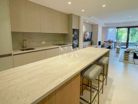 Fully refurbished semi-detached house available for long-term let in the Monte Marbella Club residential complex