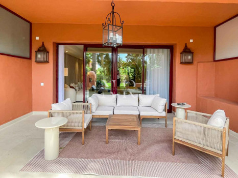 Fully refurbished semi-detached house available for long-term let in the Monte Marbella Club residential complex