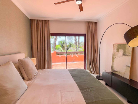 Fully refurbished semi-detached house available for long-term let in the Monte Marbella Club residential complex