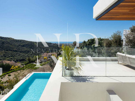 Villa with sea views in La Quinta, Benahavís for sale